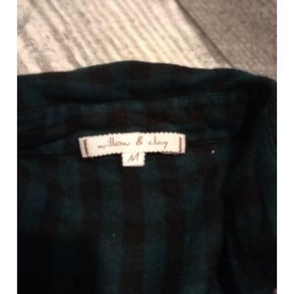Willow & Clay Women's Size Medium Green & Black Flannel Open Front Shirt - Picture 5 of 7
